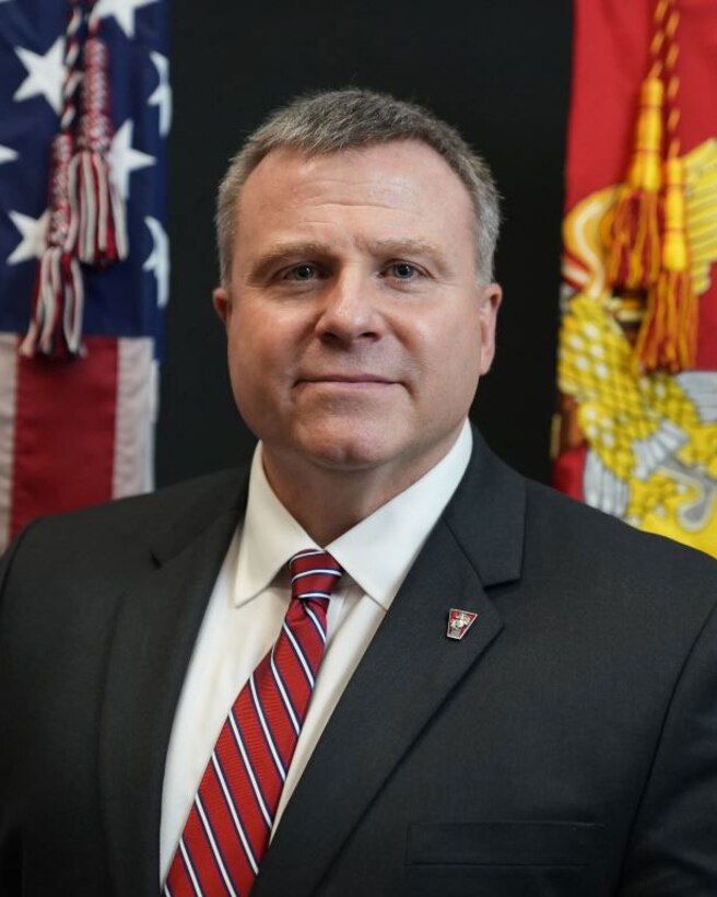 SES Russell Meade, Marine Corps Information Command executive director