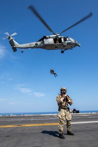 HSC-9 conducts hoisting exercise aboard USS Gerald R. Ford (CVN 78) in the eastern Mediterranean Sea.