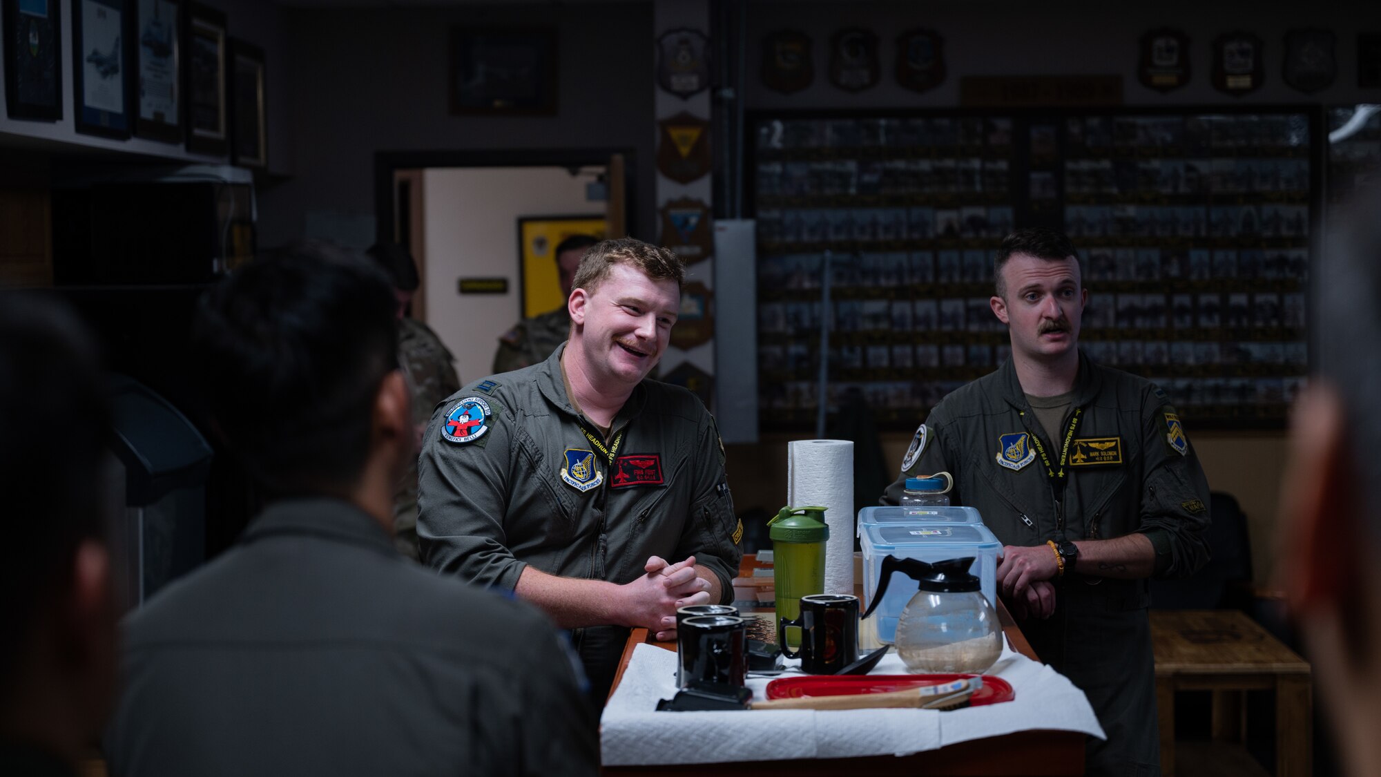 Pilots gather to talk