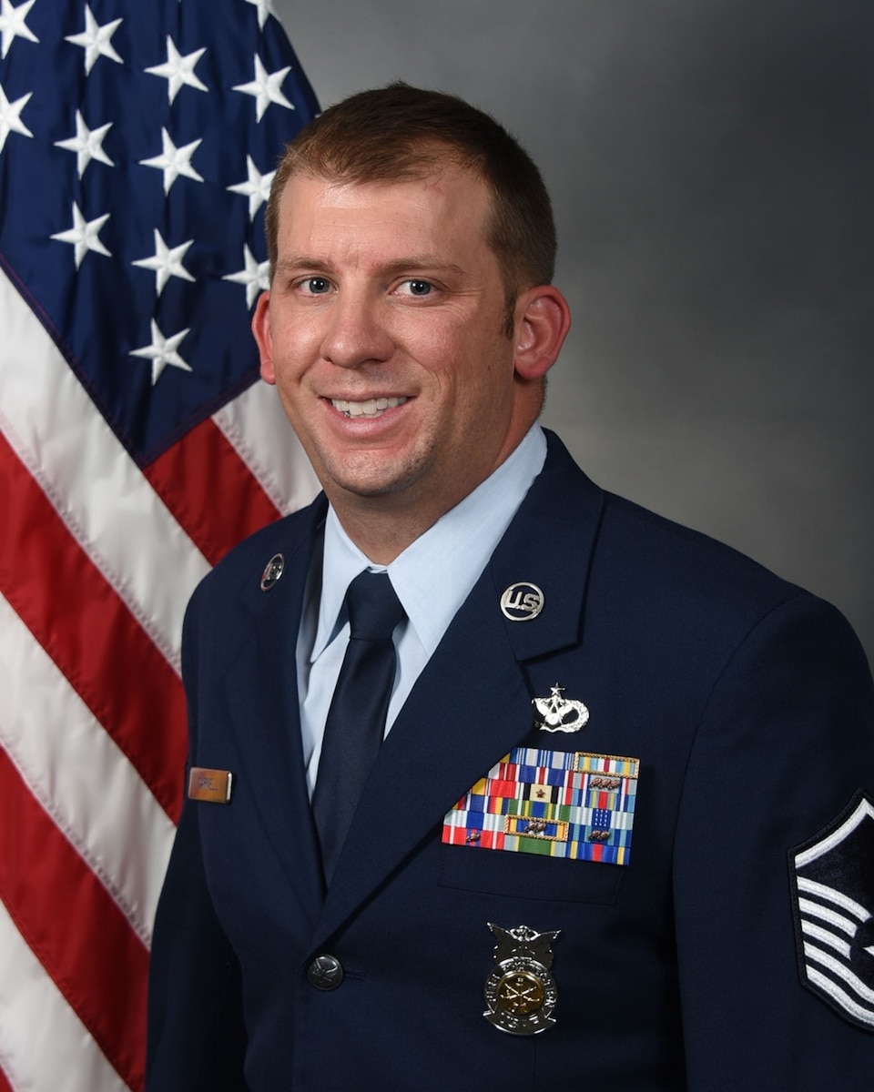 MSgt Tyler L. Darnell Pic