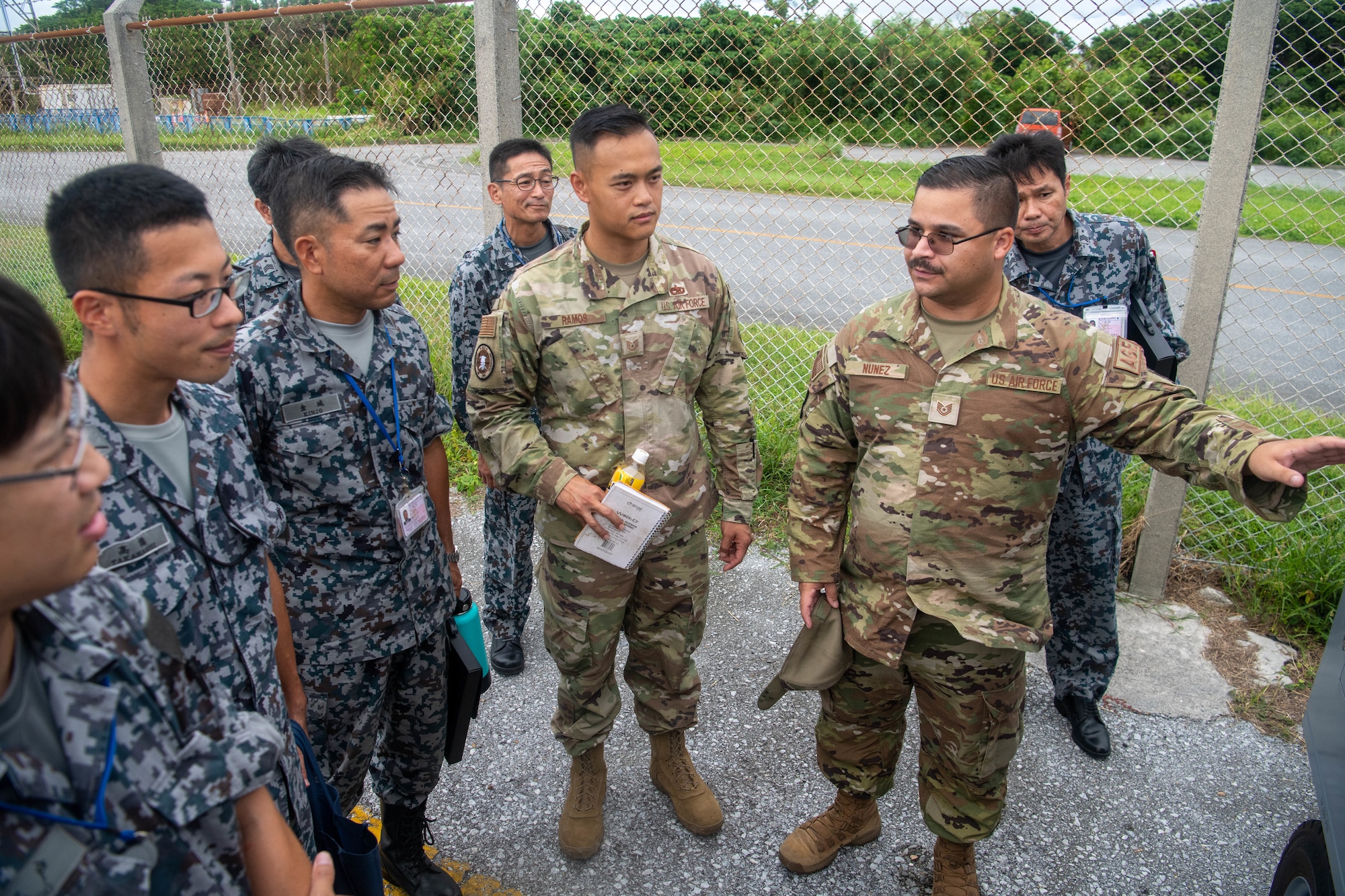 18th EMS discus difference in equipment with JASDF memberes