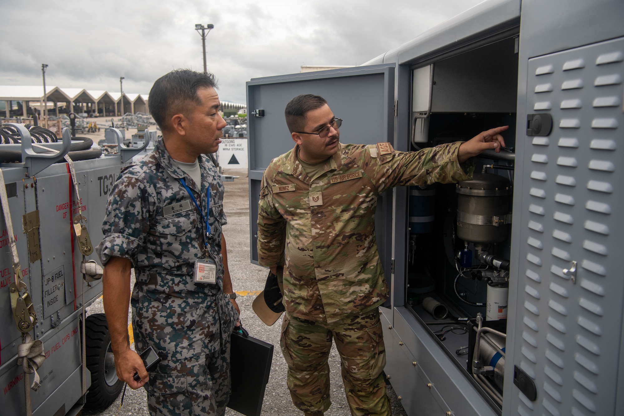 18th EMS discus difference in equipment with JASDF members