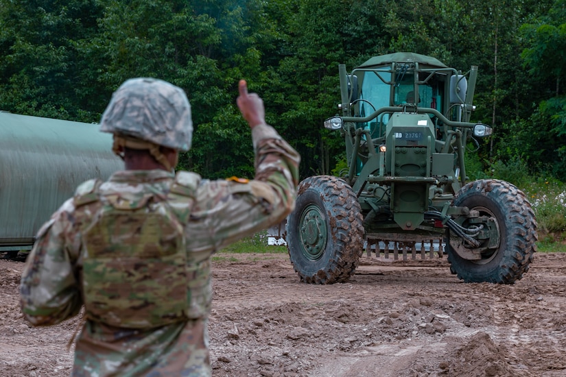 Connecticut National Guard Engineers Build Holding Area for Military Detainees.