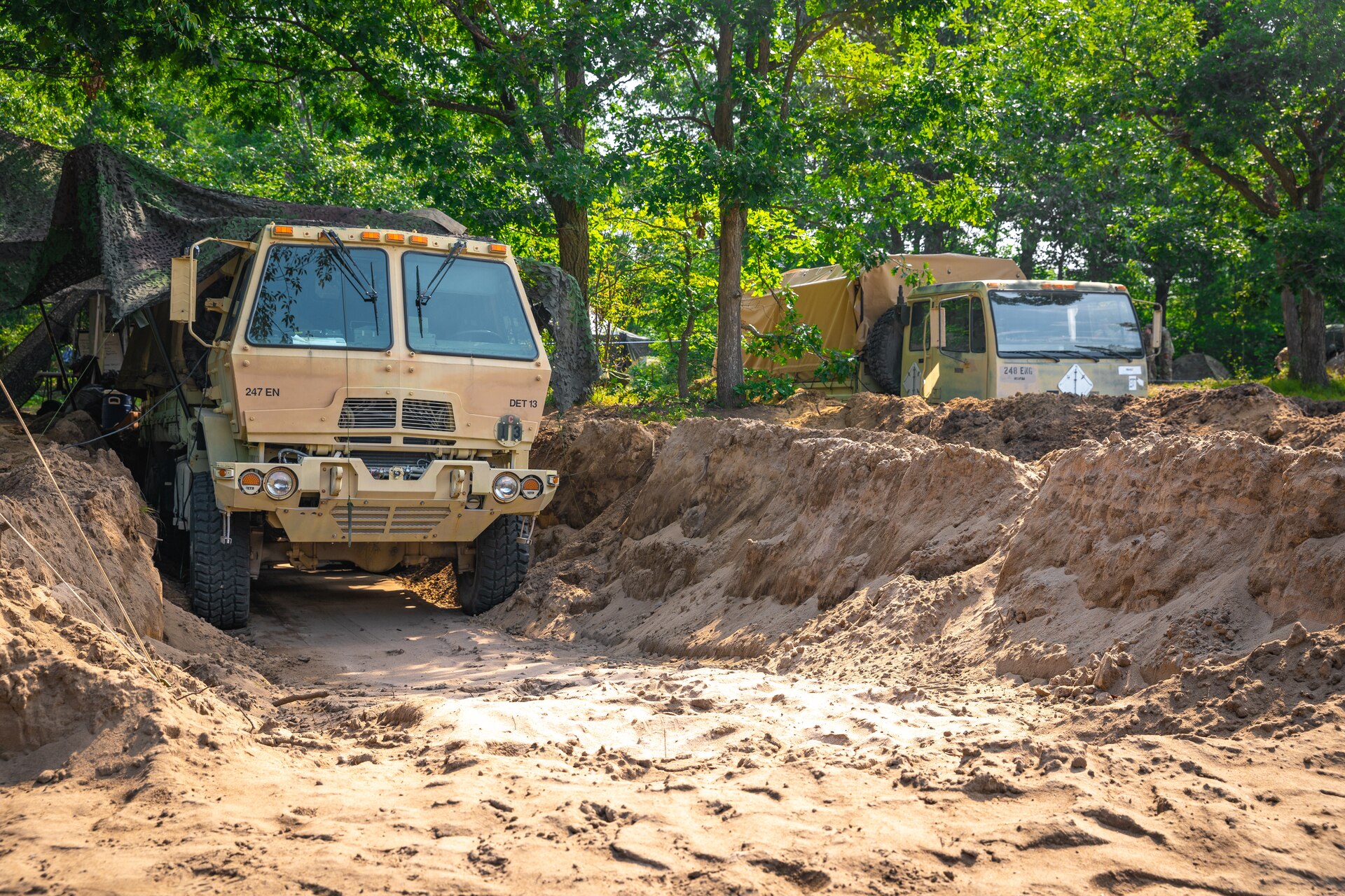 Connecticut National Guard Engineers Build Holding Area for Military Detainees.