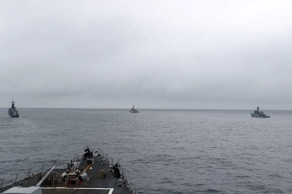 USS Momsen (DDG 92) conducts division tactics with the Peruvian navy during Silent Forces Exercise.