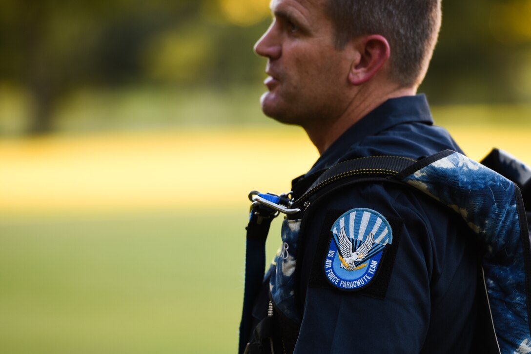 A closer shot of the United States Air Force Parachute Team patch worn by Major Paul Yeagley.