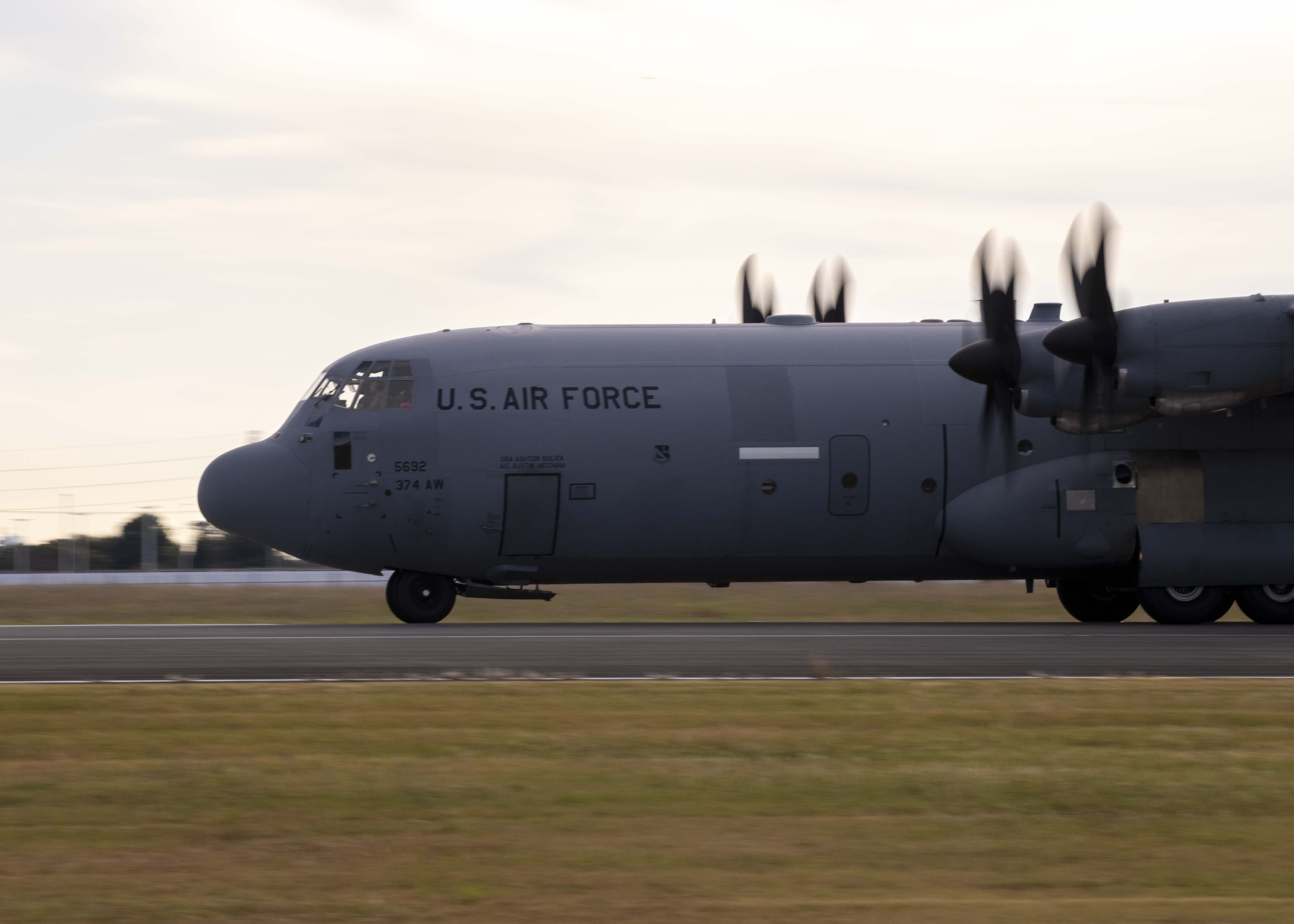 Yokota launches multiple aircraft for readiness exercise > 5th Air ...