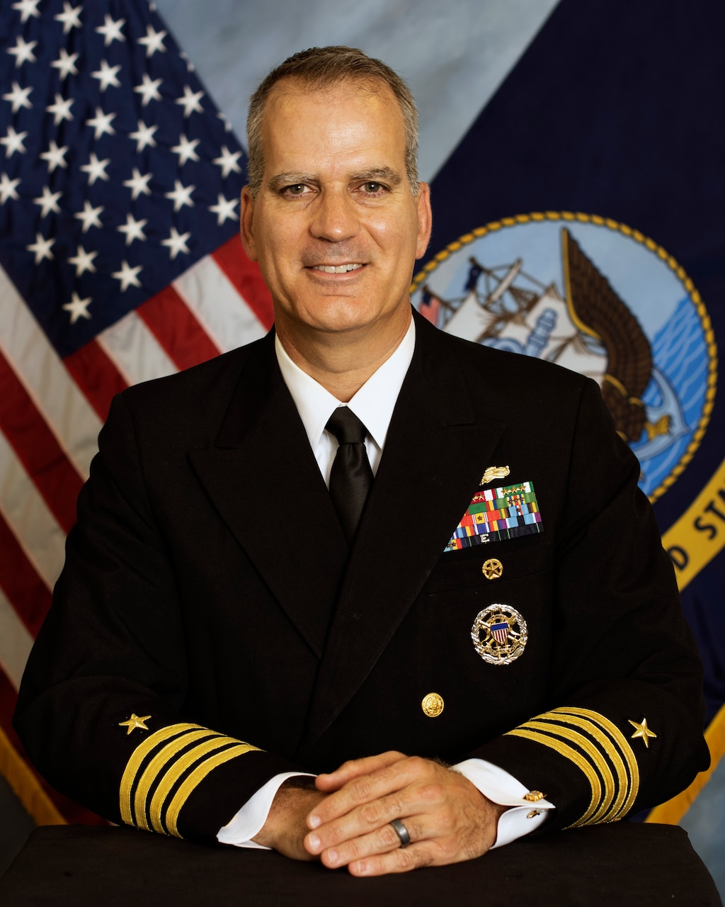 Official studio photo of Capt. Eric Kellum, Chief of Staff, Expeditionary Strike Group (ESG) 2