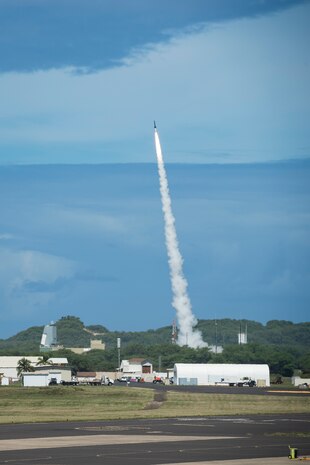 Flight Test Aegis Weapon System-48 (FTM-48) PMRF Kauia, HI