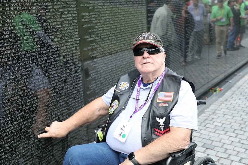 Army Reserve officer co-pilots final Honor Flight of the season