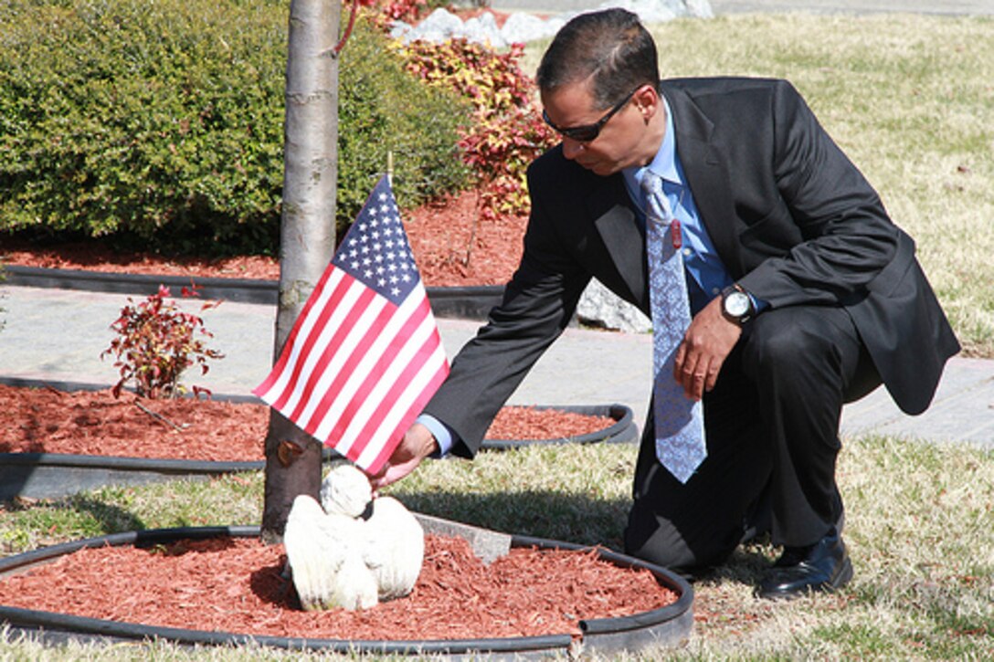 Virginia Air Guard's 203rd RED HORSE Squadron holds memorial service for Airmen lost in airplane crash 10 years ago