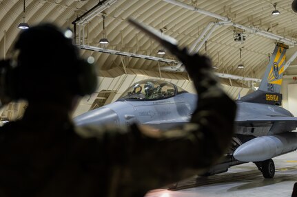 Capt. Patrick Oshea, 35th Fighter Squadron F-16 Fighting Falcon pilot, taxis after completing pre-flight checks during Vigilant Defense.