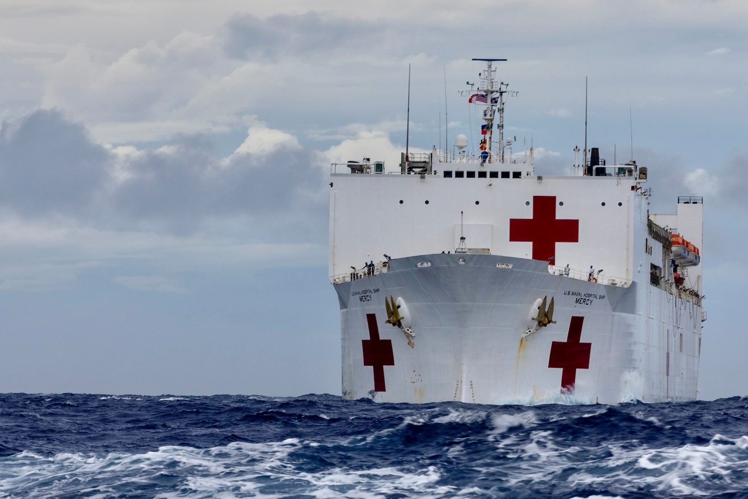 La visita del USNS Mercy a las Islas Marshall marca el lanzamiento de la Asociación del Pacífico 24-1 > US Pacific Fleet > Noticias