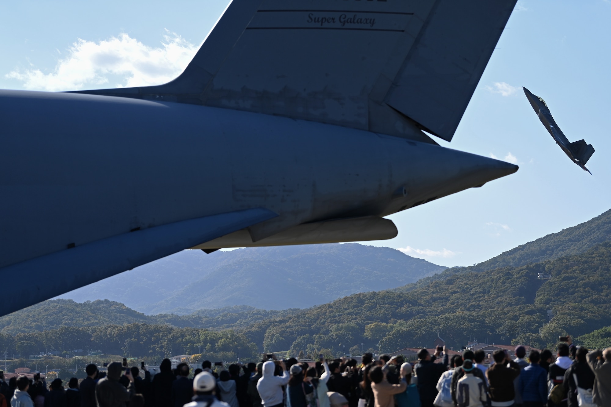 U.S. Air Force Capt. Samuel Larson, F-22 Demonstration Team commander, Joint Base Langley-Eustis, Va., takes off in an F-22 Raptor during an aerial a demonstration at the 2023 Seoul International Aerospace and Defense Exhibition at Seoul Air Base, Republic of Korea, Oct. 21, 2023.