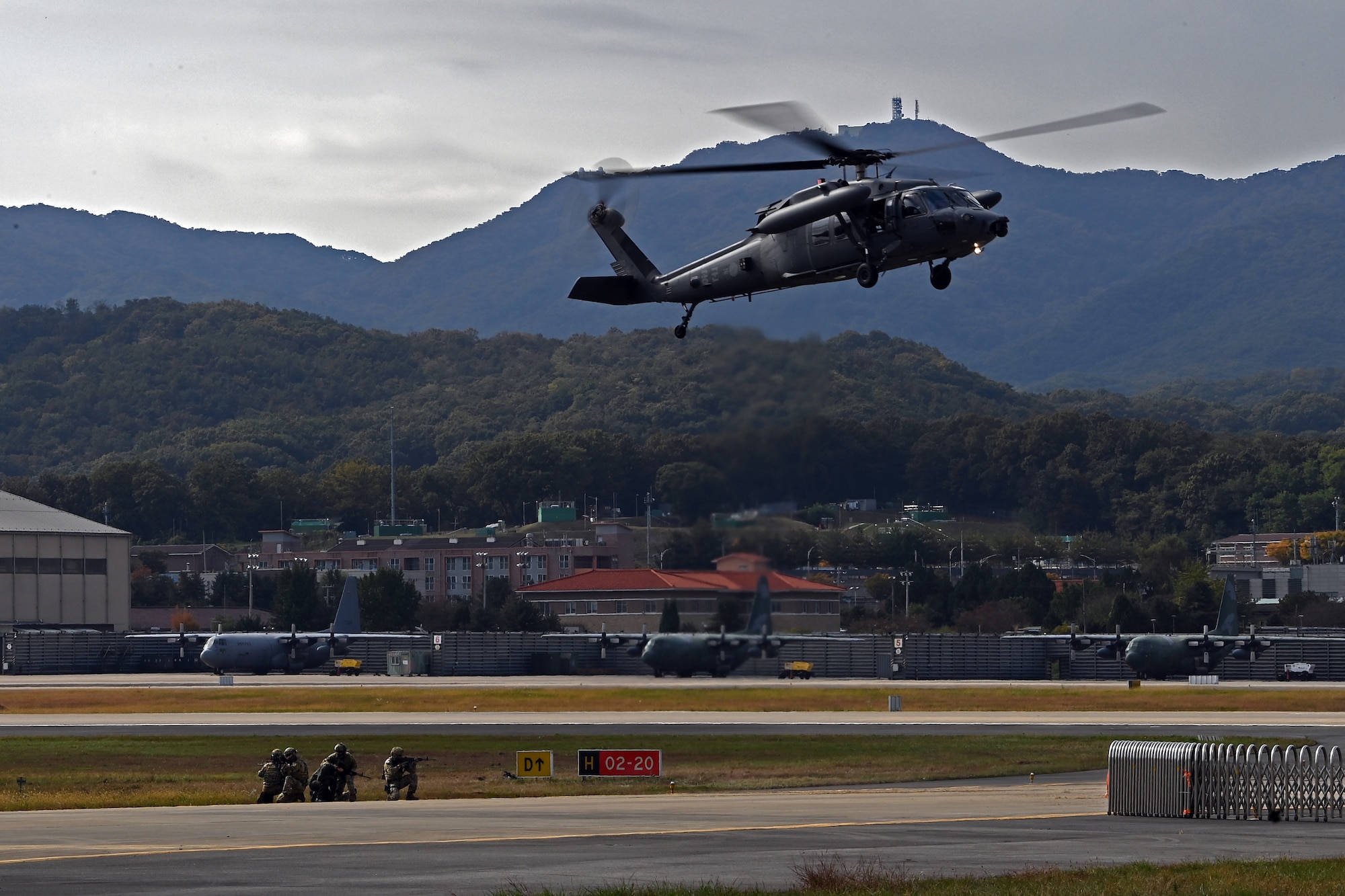 Republic of Korea Air Force and U.S. Air Force Airmen and aircraft conduct a Combat Search and Rescue demonstration during the 2023 Seoul International Aerospace and Defense Exhibition at Seoul Air Base, Republic of Korea, Oct. 22, 2023.