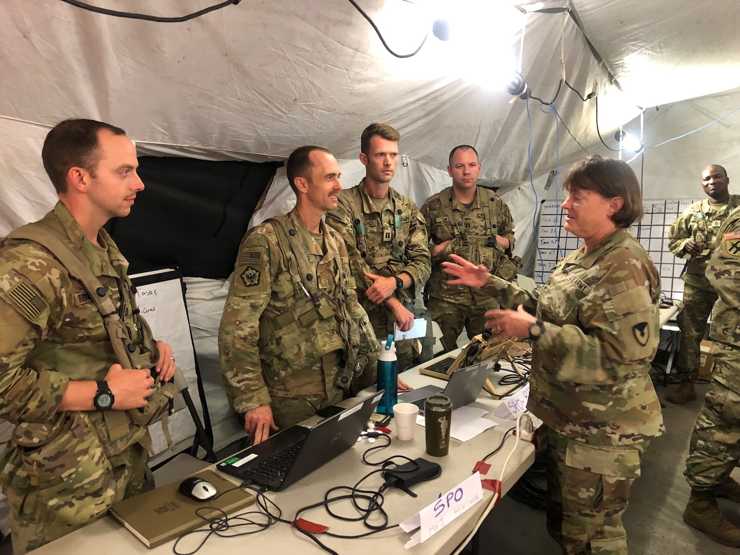 Rose visits 529th at JRTC