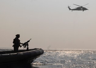 26th MEU sets security during a VBSS exercise in the Arabian Gulf.