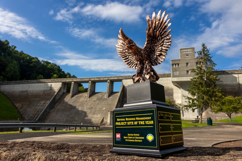 Park rangers and maintenance workers add amenities for visitors at Stonewall Jackson