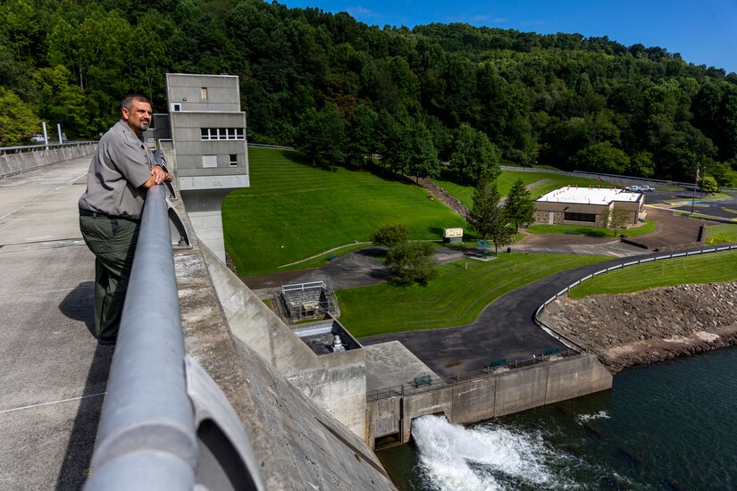 Park rangers and maintenance workers add amenities for visitors at Stonewall Jackson