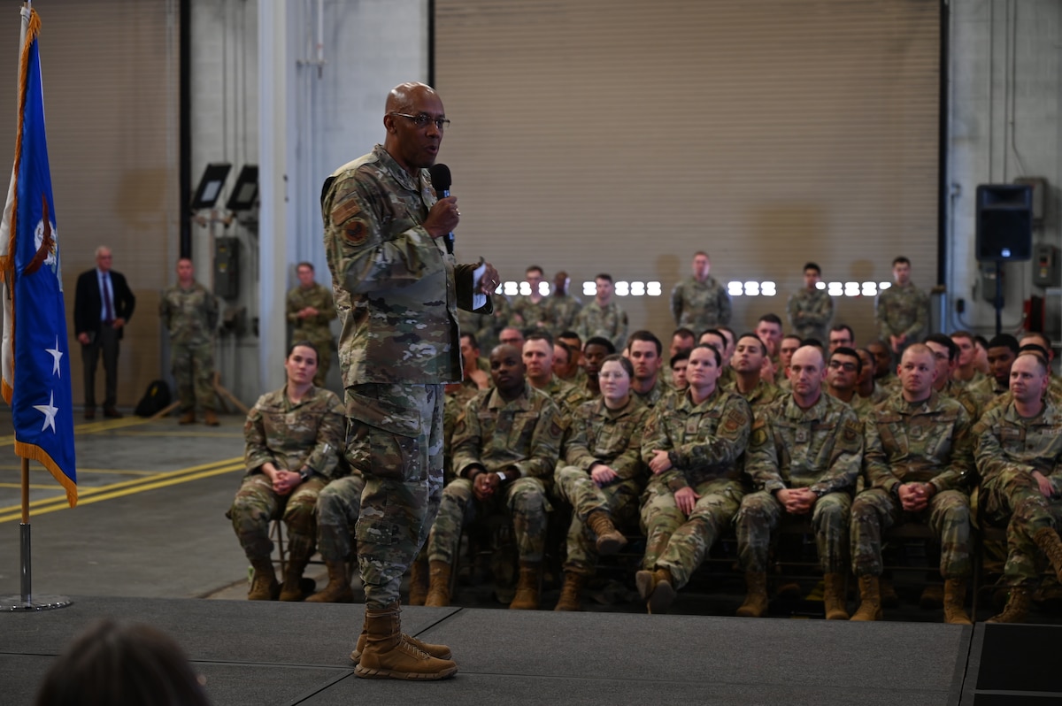 Chief of Staff of the Air Force General CQ Brown, Jr, talks to Mighty Ninety airmen