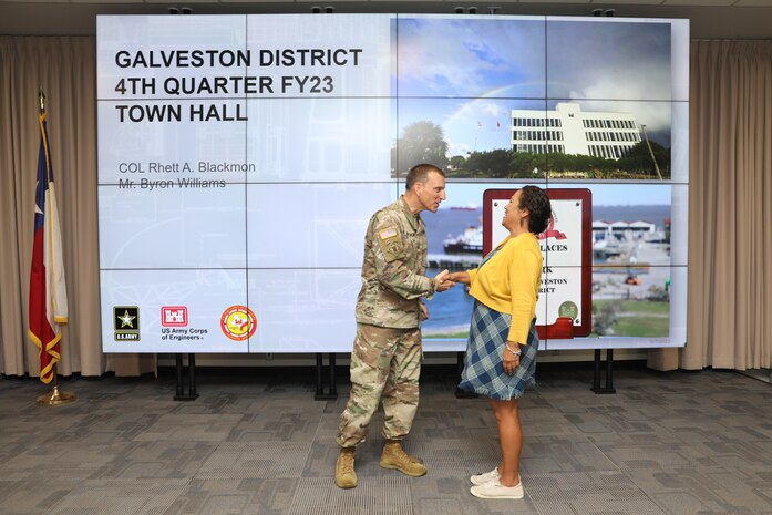 A commander's coin is a way for the commander to show their appreciation for a phenomenal job, on the spot.