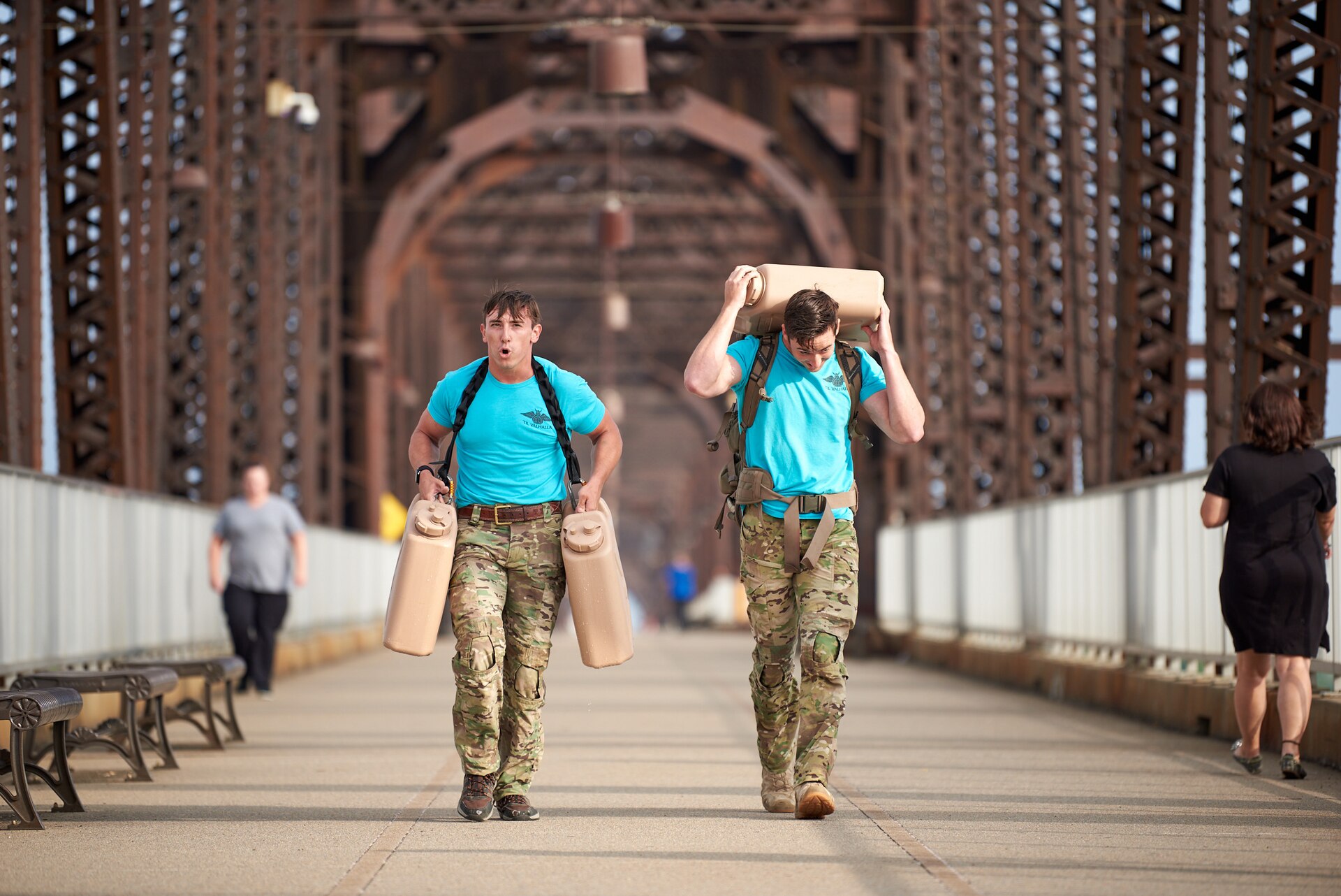 U.S. Air Force pararescuemen compete in a “Monster Mash,” a series of physical and mental challenges, at Waterfront Park in Louisville, Ky., Sept. 7, 2023, as part of the 2023 PJ Rodeo. The biennial event, which tests the capabilities of pararescue Airmen across the service, was hosted by the Kentucky Air National Guard’s 123rd Special Tactics Squadron. (U.S. Air National Guard photo by Phil Speck)