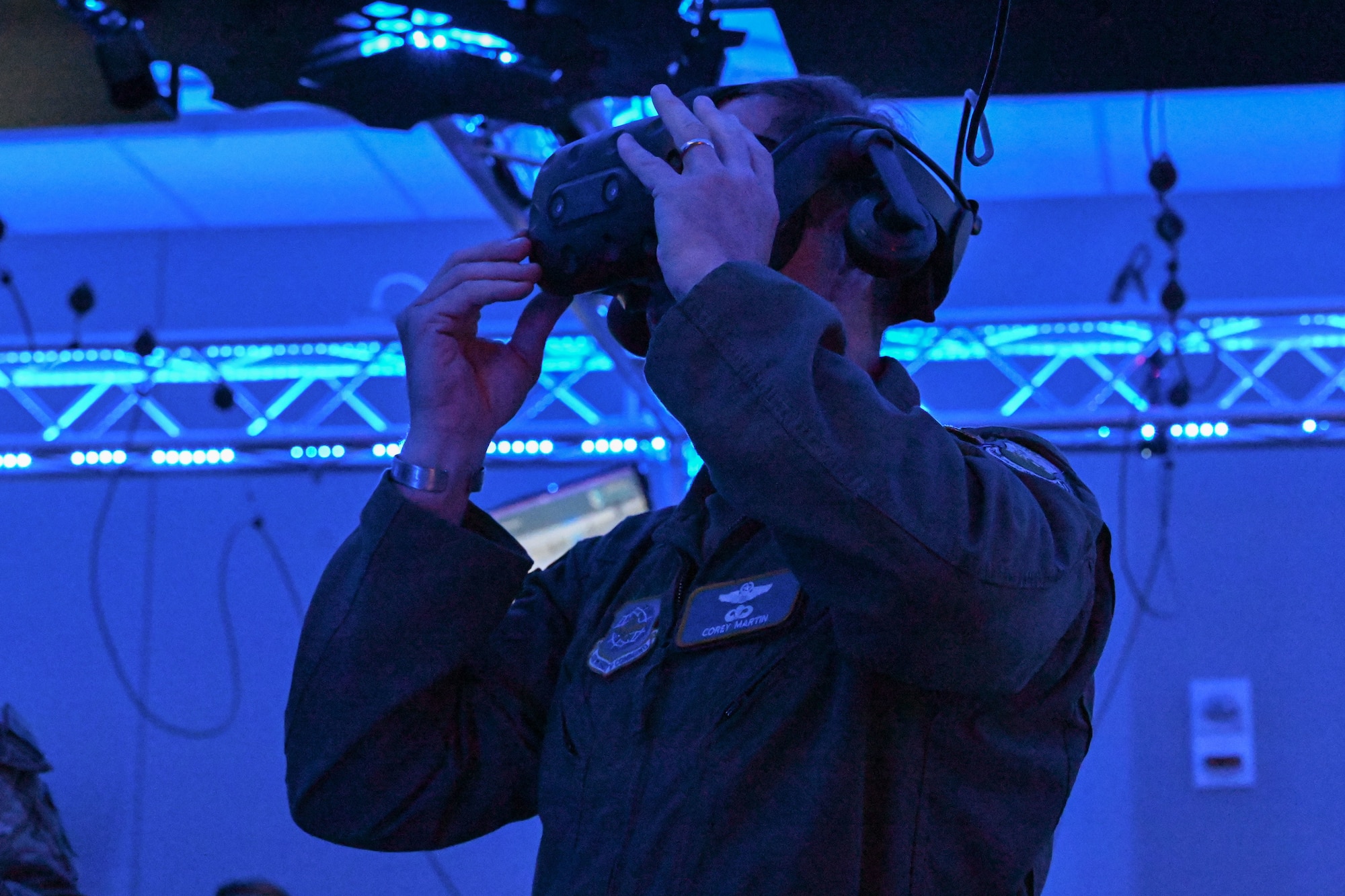 man in uniform experiences virtual reality training