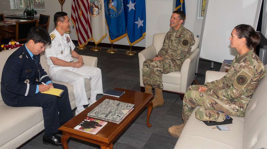 JFHQ-DODIN Commander, Lt. Gen. Robert Skinner, and JFHQ-DODIN Deputy, Brig. Gen. Heather Blackwell, discuss with Rear Admiral Park, Kyu-Paek, Commander Republic of Korea Cyber Operations the importance of enduring partnerships.