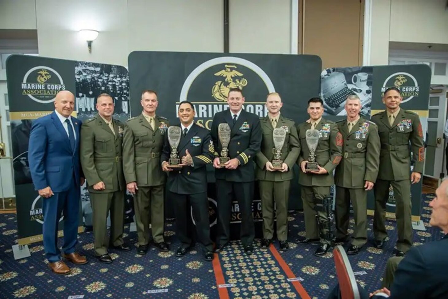 アメリカ軍　Award of Excellence チャレンジ 509th Maintenance Group soars to Daedalian Trophy victory
