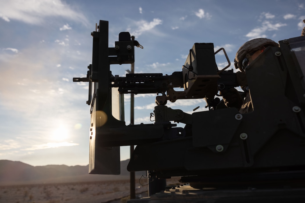 ITX 4-23: Communications Company, 14th Marine Regiment, Conducts Machine Gun Range