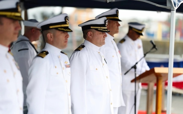 USS McCampbell (DDG 85) Change of Command