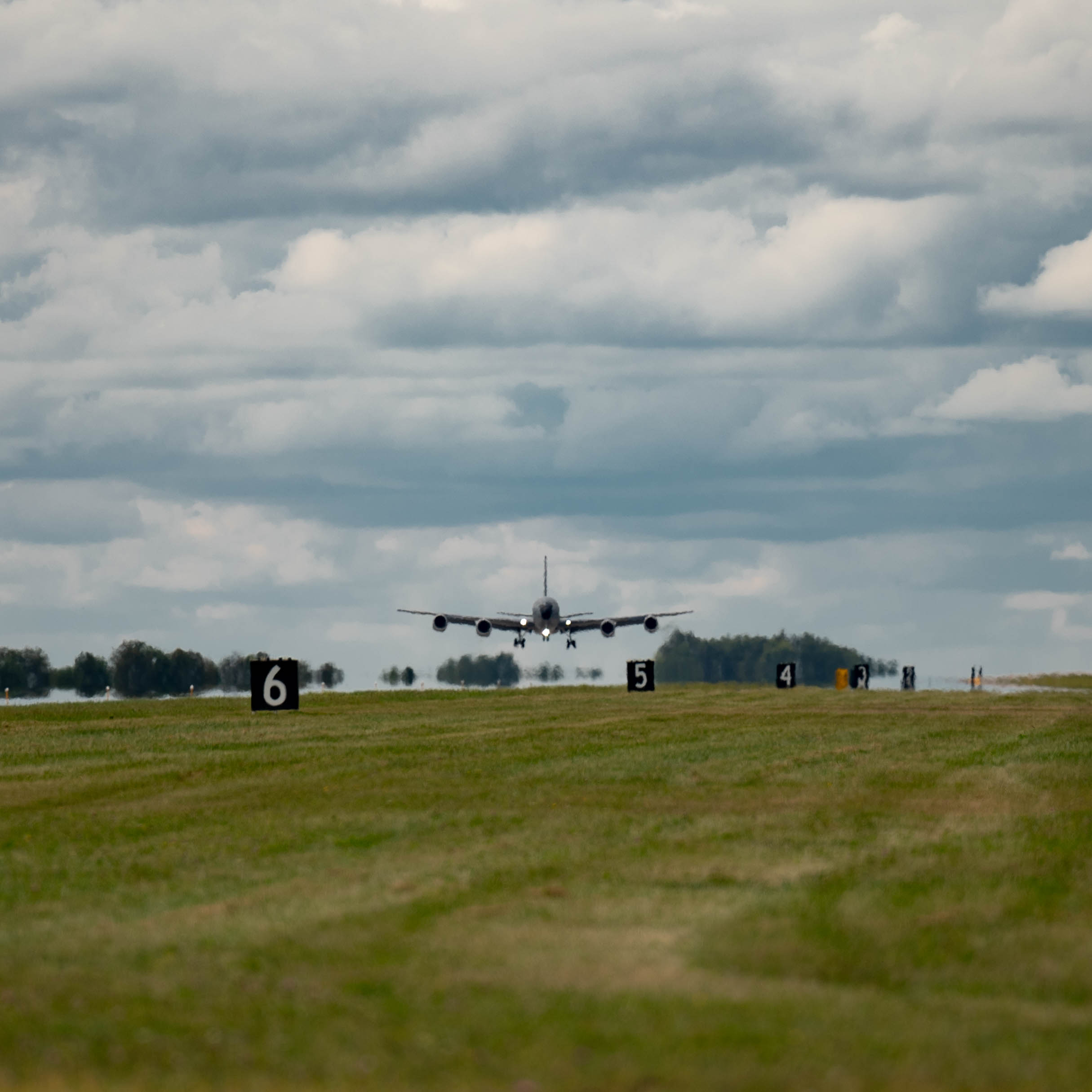 Grissom’s runway reopens, aircraft and personnel coming home > Grissom