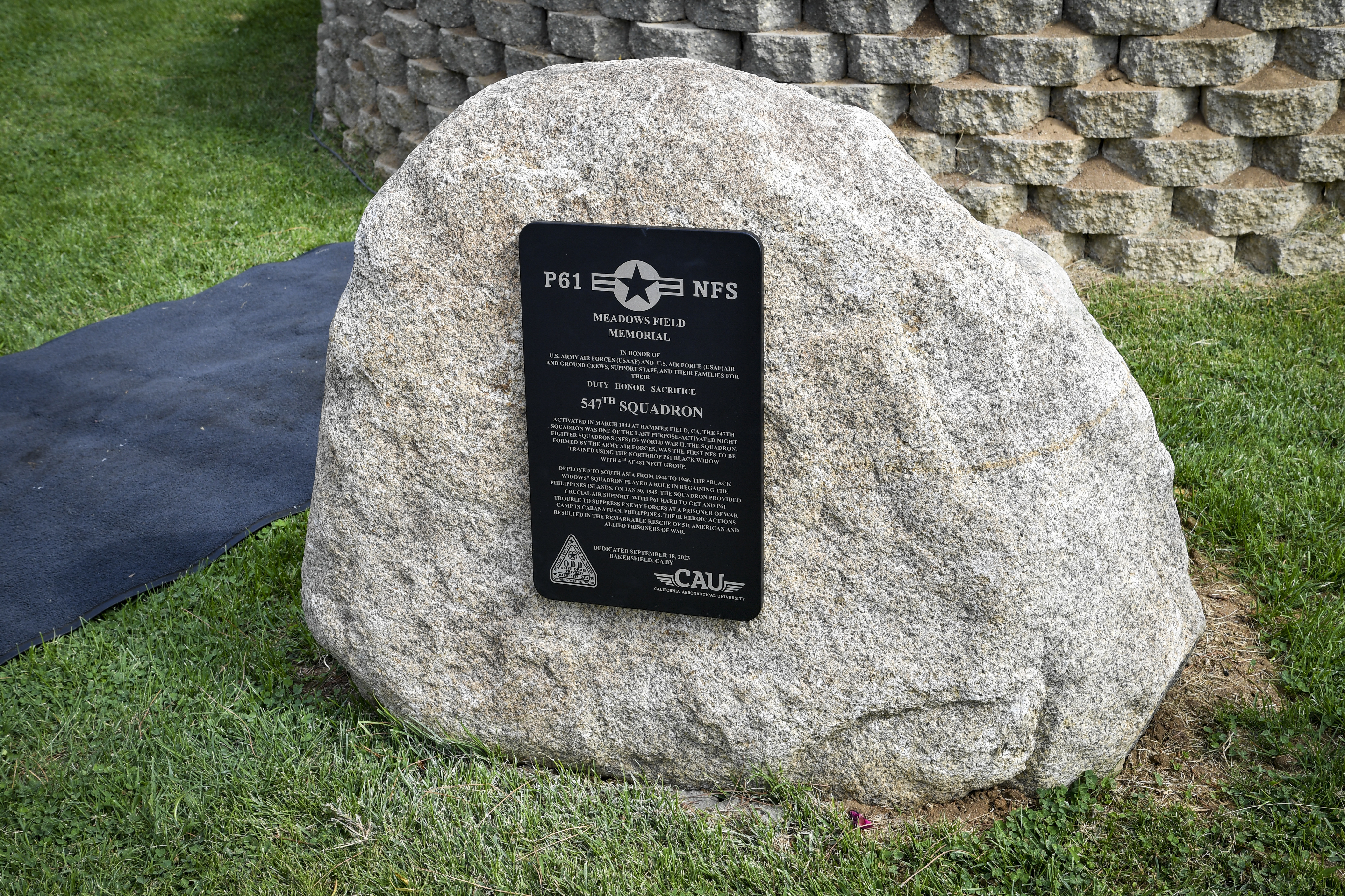 ❃US❃米軍標識 547th Night Fighter Squadron honored with WWII plaque dedication
