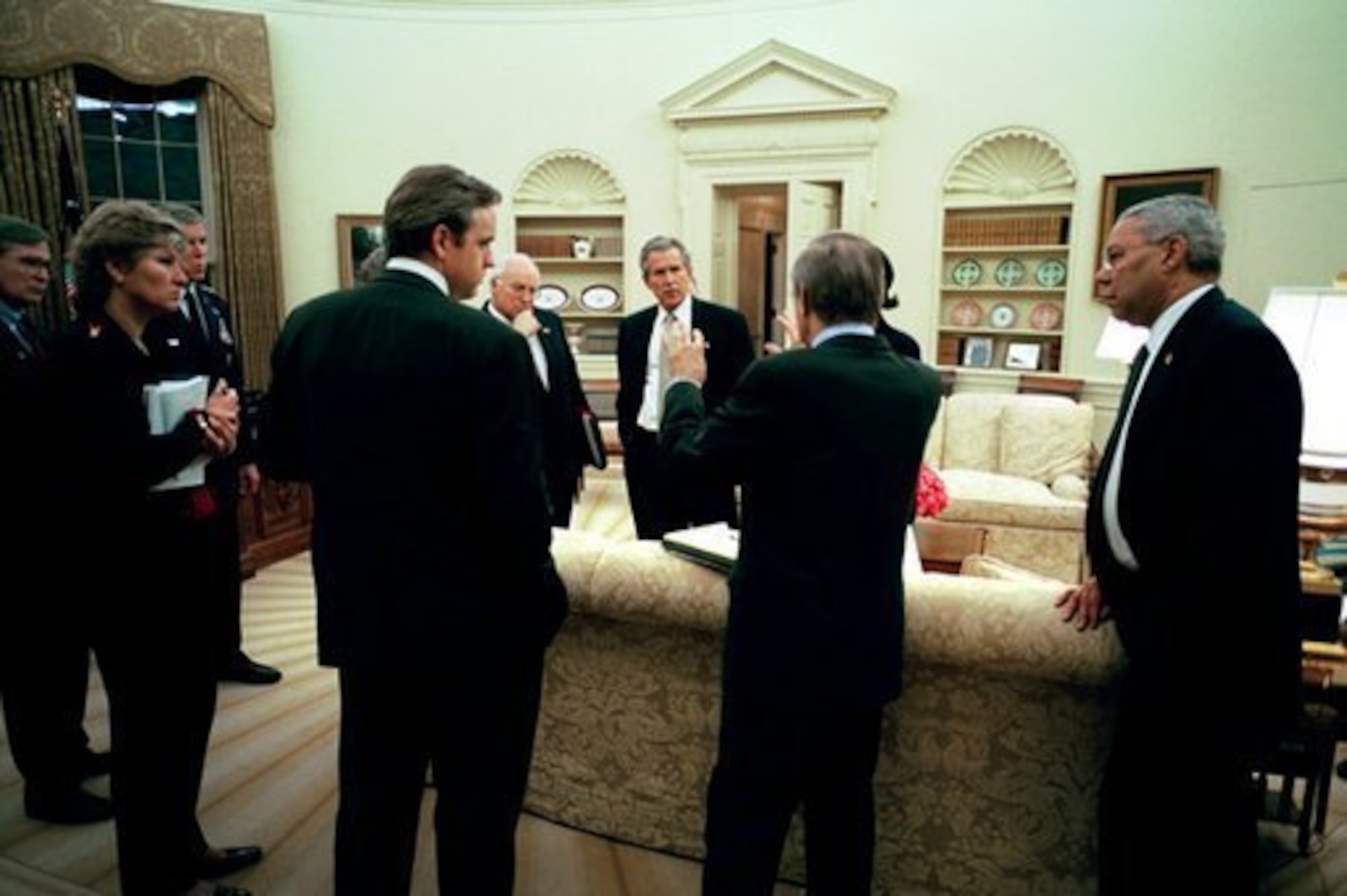 WHITE HOUSE PHOTO BY ERIC DRAPER