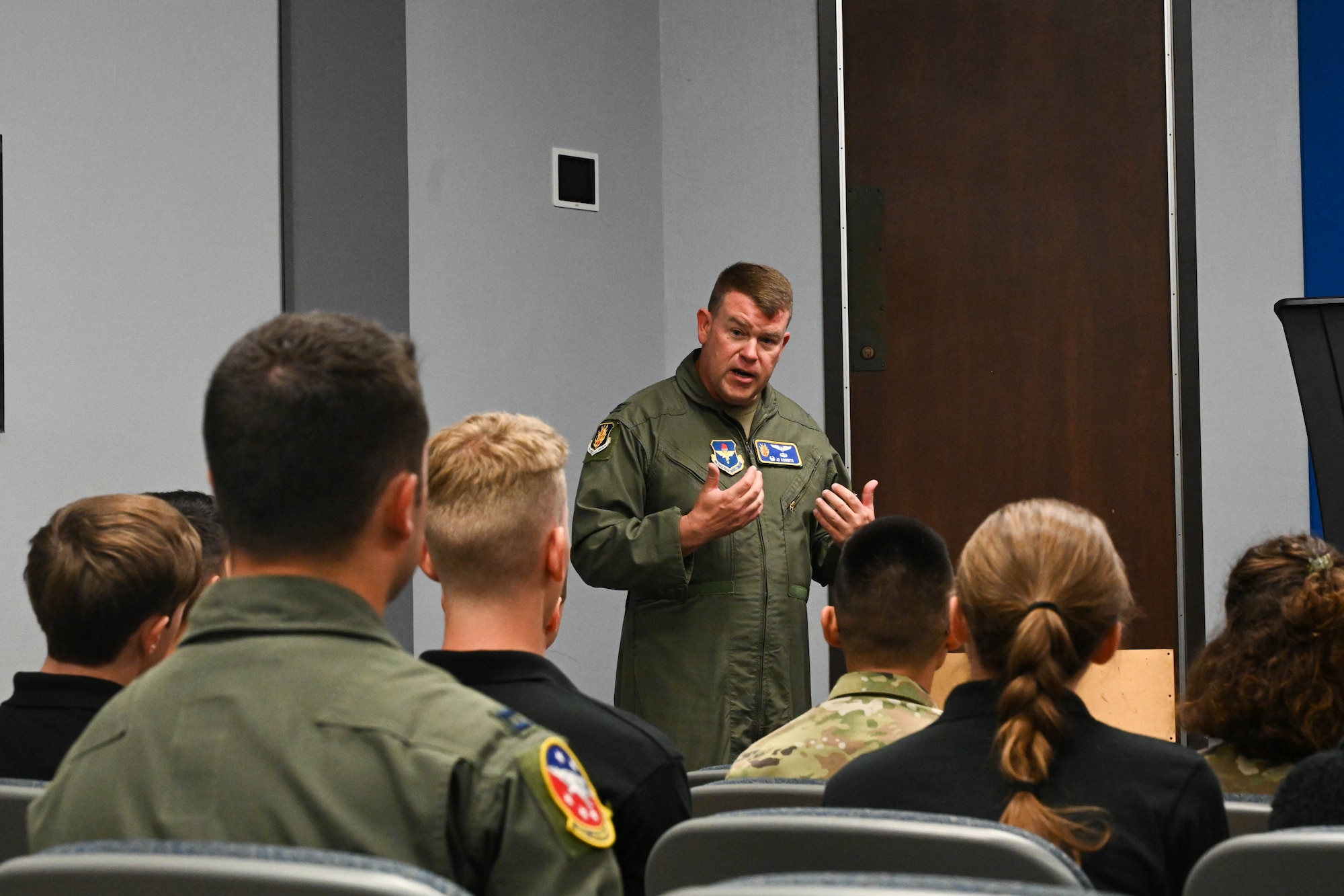 U.S. Air Force Col. Daniel Roberts, 97th Medical Group commander, briefs Air Force ROTC Det. 845 cadets on aerospace physiology at Altus Air Force Base, Oklahoma, Sept. 14, 2023. Roberts spoke about the importance of training aircrew members on the effects that flying has on the human body. (U.S. Air Force photo by Airman 1st Class Miyah Gray)