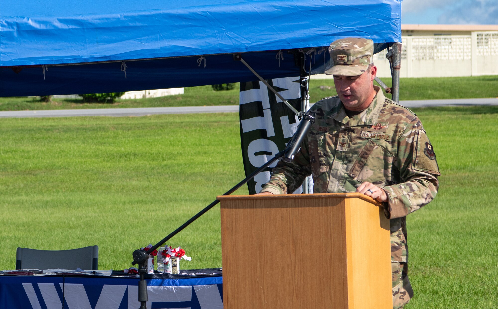 Special Operations Command deputy commander speaks at a podium.