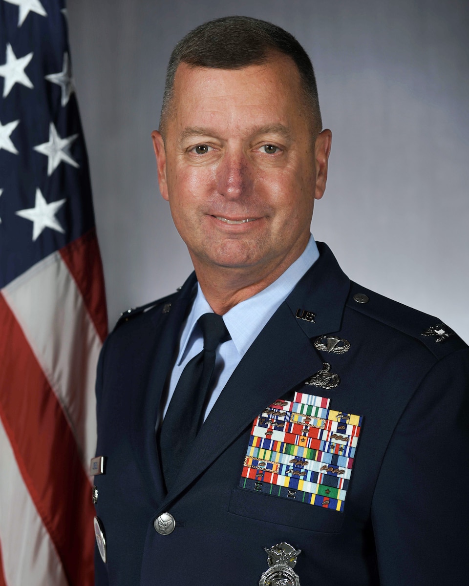 Col. Michael Jewell Official Photo