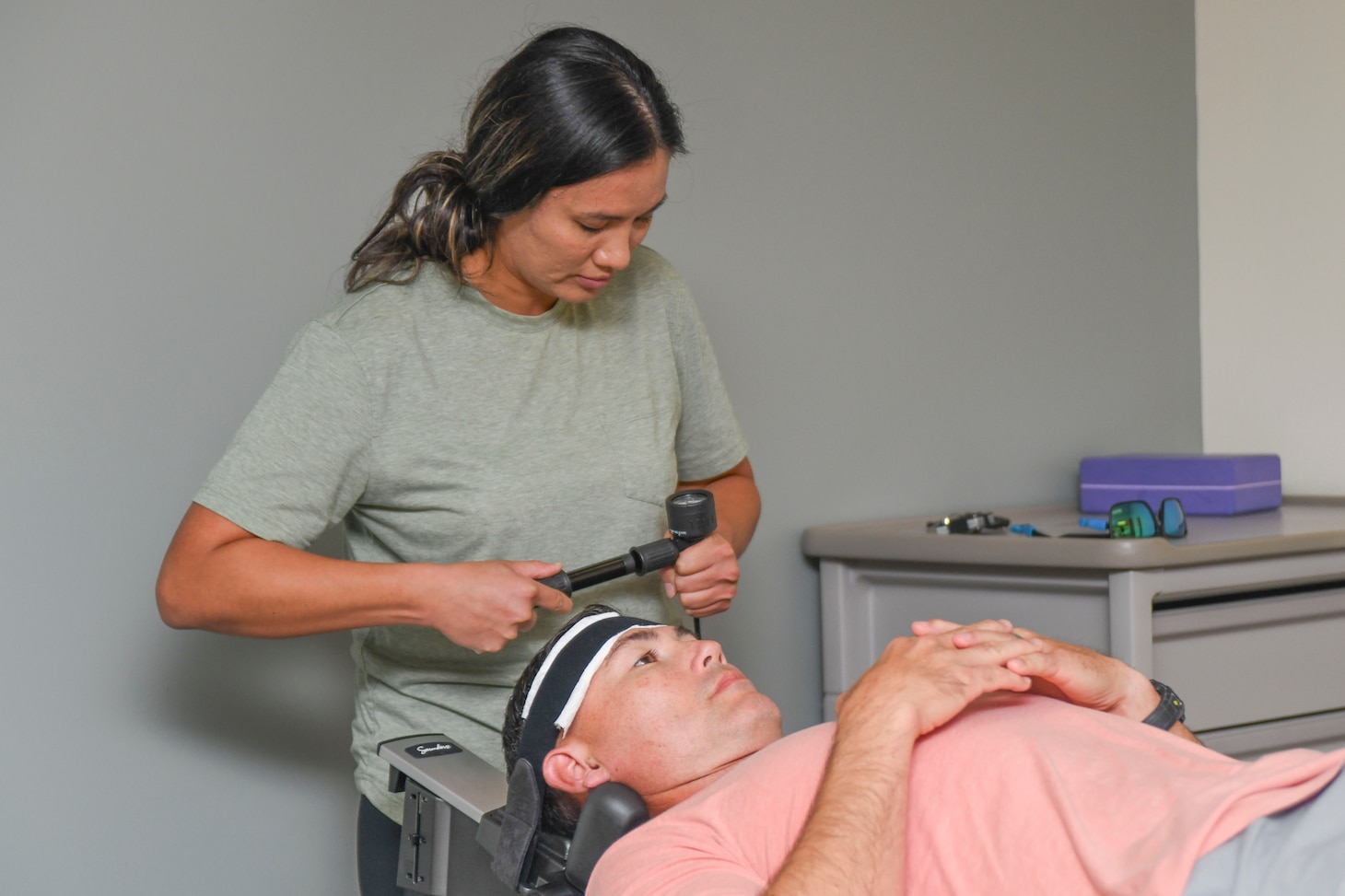 Dr. Lachelle Chapman (left) provides physical therapy care to an Intrepid Spirit Center patient at Camp Lejeune on Sept. 7, 2023.

On Oct. 2, 2023, the specialty clinic will celebrate 10 years of care for those with traumatic brain injuries or TBI-related ailments.