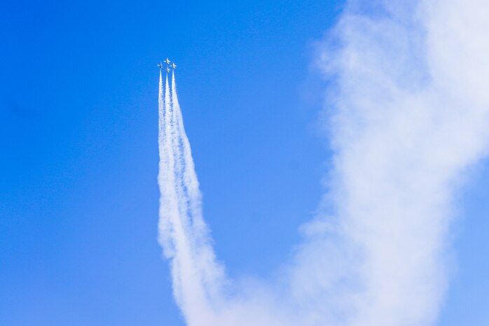 The United States Air Force Air Demonstration Team “Thunderbirds” leave contrails as they fly in formation at the California Capital Air Show Sept. 23, 2023, in Rancho Cordova, California.