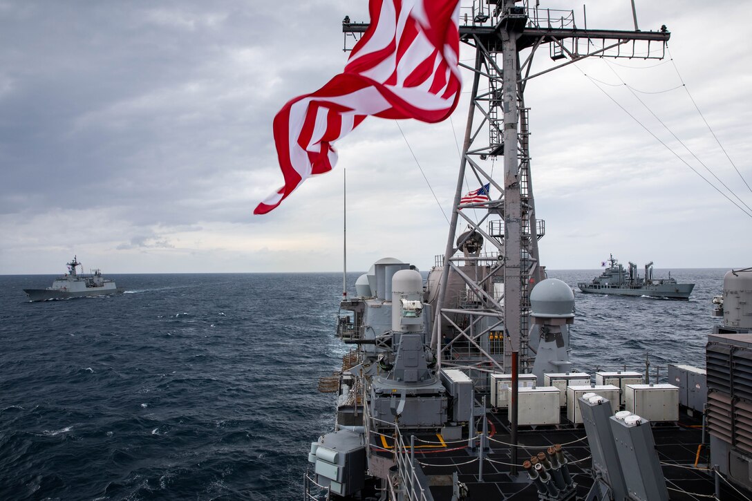 230925-N-QF023-1217

Ticonderoga-class guided-missile cruiser USS Robert Smalls (CG 62) sails alongside Chungmugong Yi Sunshin-class helicopter destroyer ROKS Dae Joyeung (DDH 997) and first-in-class fast-combat support ship ROKS Cheonji (AOE 57) during a photo exercise with Republic of Korea ships, Sept. 25. Robert Smalls is assigned to Commander, Task Force 70 and is participating in a multi-domain bilateral exercise with the Republic of Korea Navy in the U.S. 7th Fleet area of operations. The exercise is taking place near the 70th anniversary of the U.S. and Republic of Korea’s Oct. 1, 1953 Mutual Defense Treaty. (U.S. Navy photo by Mass Communication Specialist 2nd Class RuKiyah Mack).
