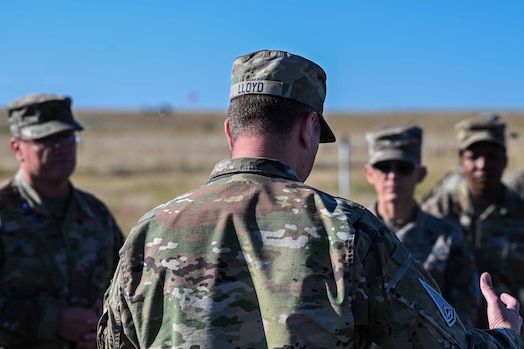  CMSgt Lloyd talks to leadership members