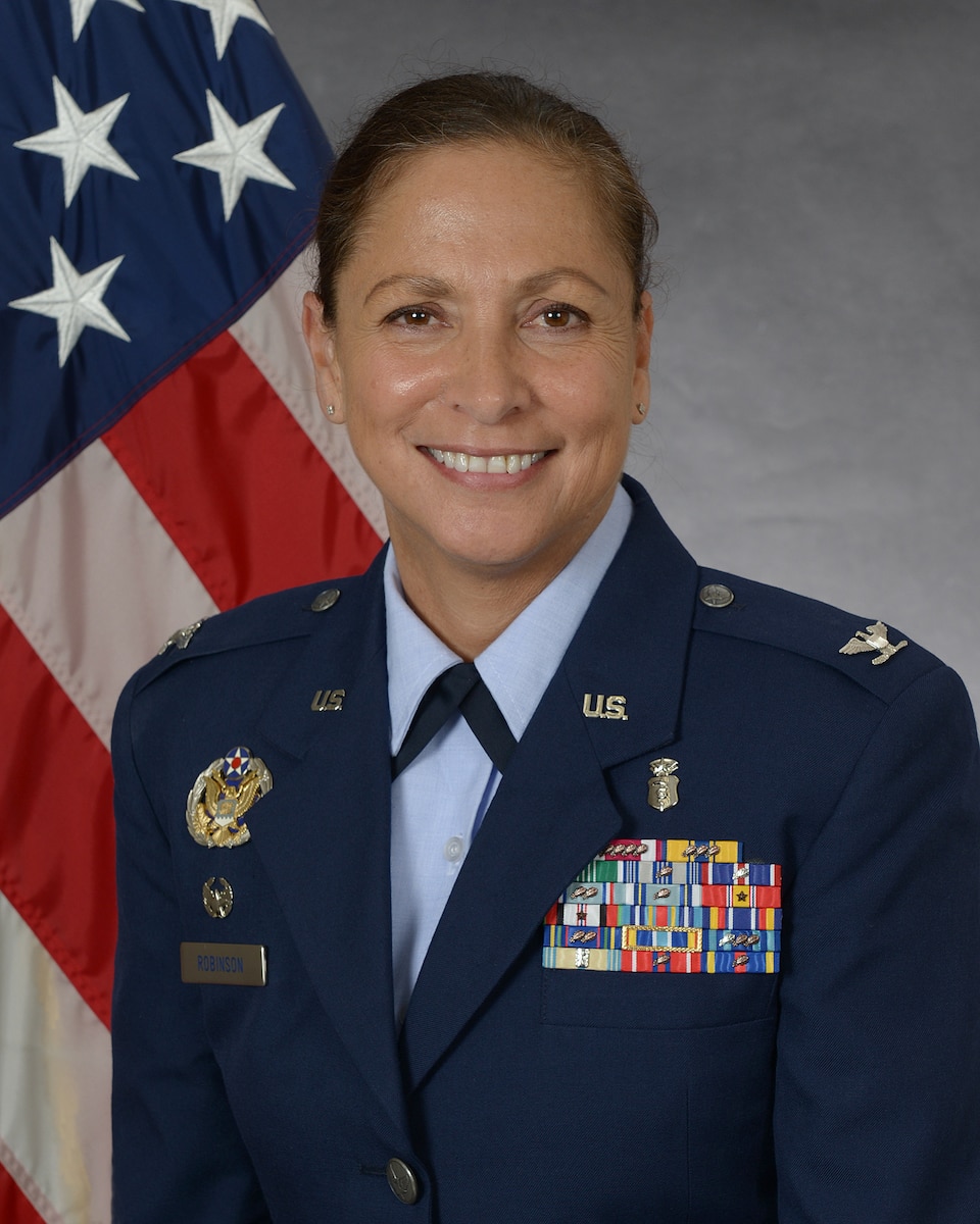 photo of an airman