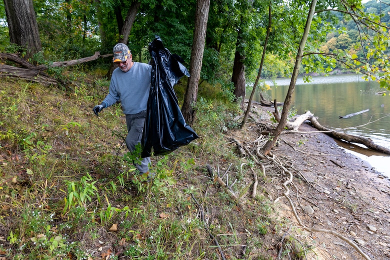 The Pittsburgh District celebrates National Public Lands Day each year by inviting the community to help clean up and complete improvement projects at its various reservoirs.