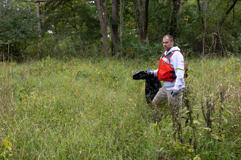 The Pittsburgh District celebrates National Public Lands Day each year by inviting the community to help clean up and complete improvement projects at its various reservoirs.