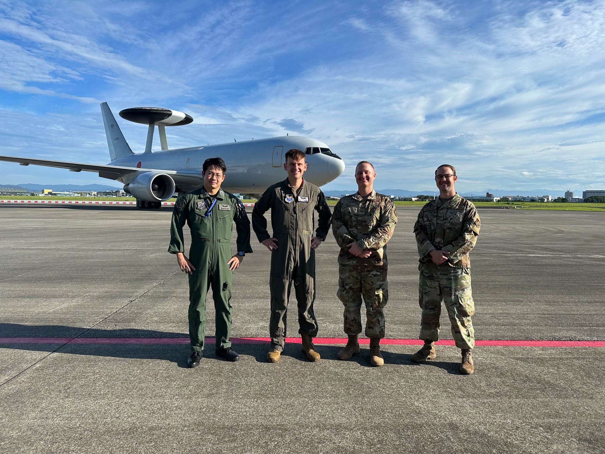 US Air Force advises JASDF AWACS on new system upgrade