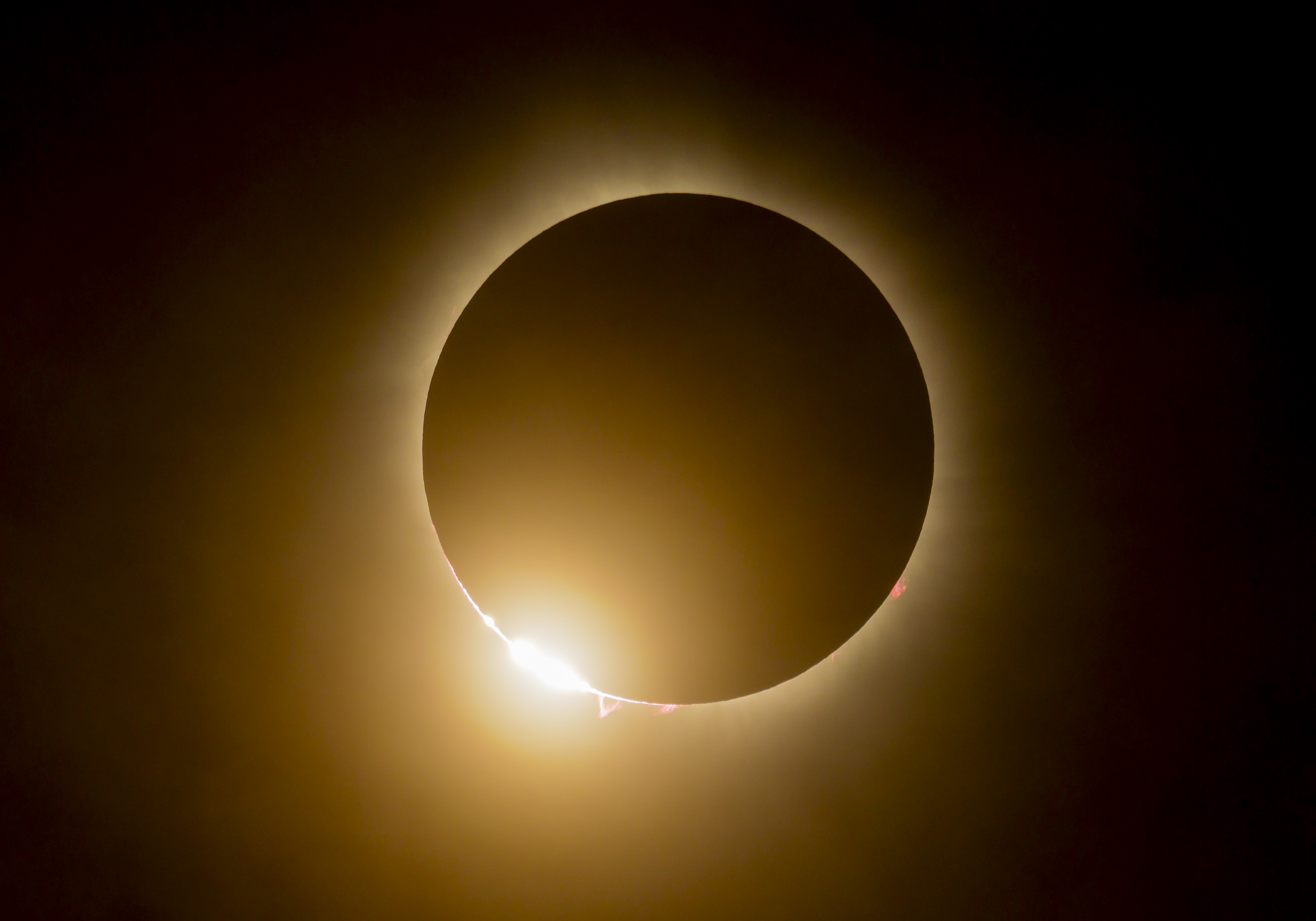 Total solar eclipse draws visitors to multiple reservoirs across