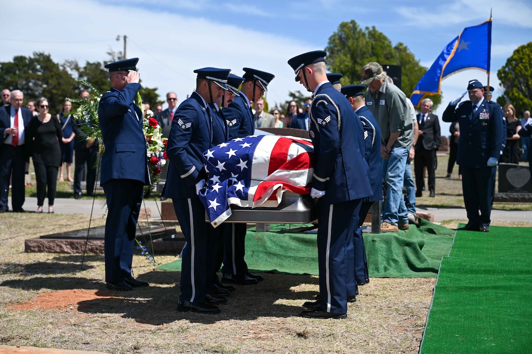 The Altus Air Force Base Blue Knights Honor Guard carries Astronaut Thomas Stafford’s casket during his funeral service in Weatherford, Oklahoma, April 5, 2024. The Blue Knights were chosen out of several Oklahoma Honor Guard teams to serve during Stafford’s funeral. (U.S. Air Force photo by Airman 1st Class Kari Degraffenreed)