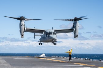 USS Boxer (LHD 4) flight operations in the Pacific Ocean.