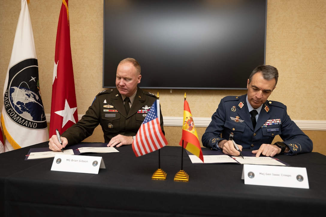 USSPACECOM, Spanish Space Command Sign Liaison Officer Agreement
