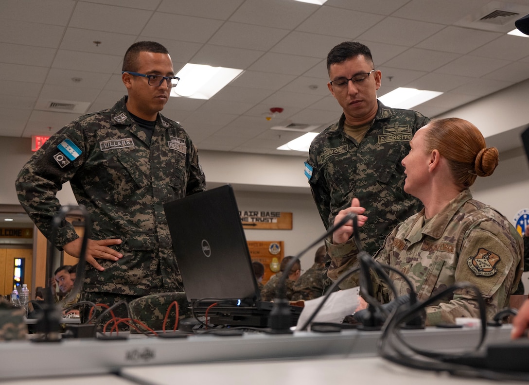 Honduran servicemembers participate in a cyberspace defense exercise as part of CENTAM GUARDIAN 24 at Soto Cano Air Base, Honduras 2-11 April, 2024.